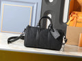 B1P46E30 Popular leather bag