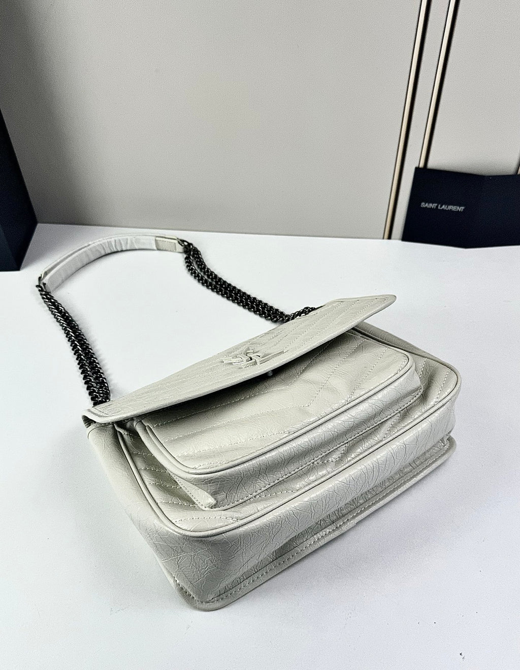 B1R76SL16 Popular leather bag