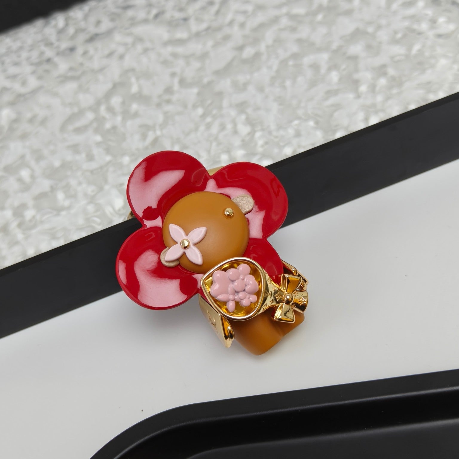 A1Z105E18 Popular bag 's charms accessories