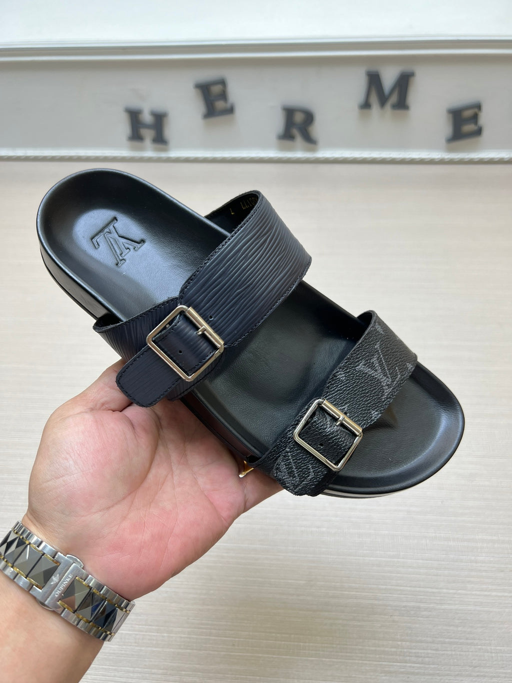Z5ZE87 Popular slippers
