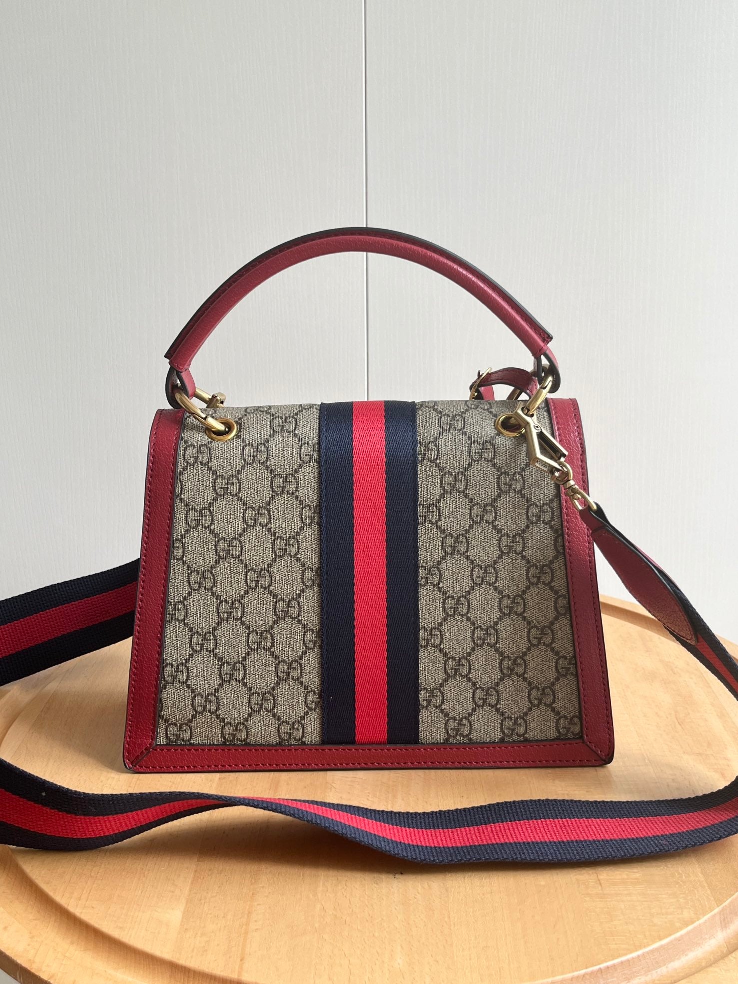 B12X64B468 Popular leather bag