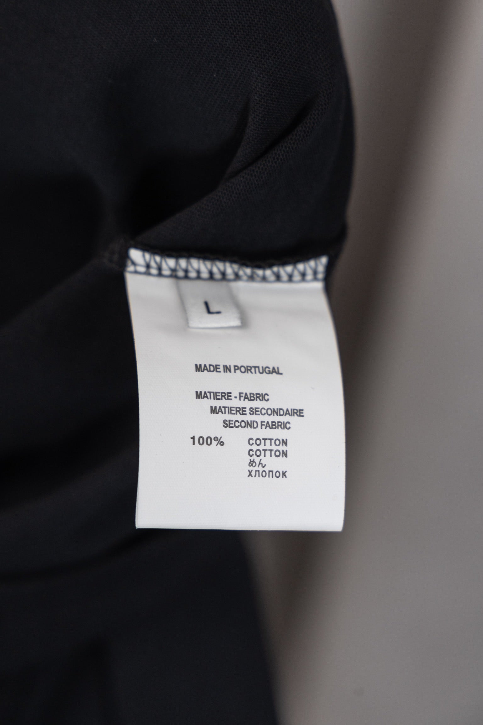 U1W25E3  Popular T-shirts