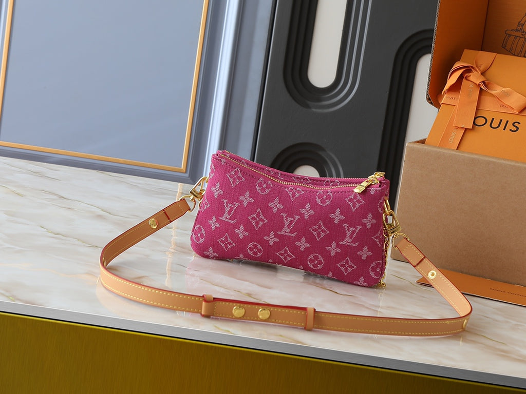 B1R15E31 Popular    bag