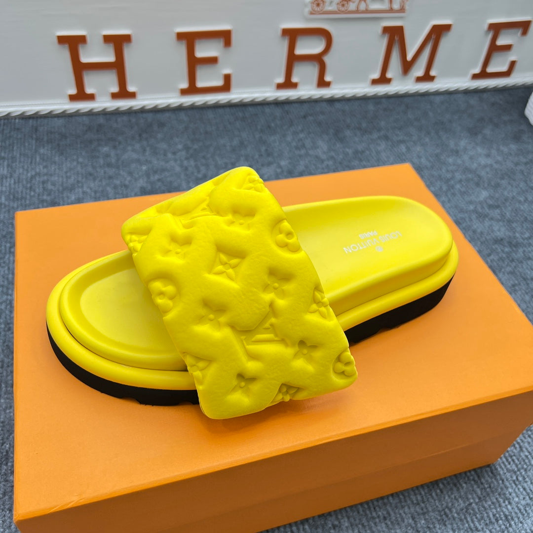 Z5YE115 Popular Slippers