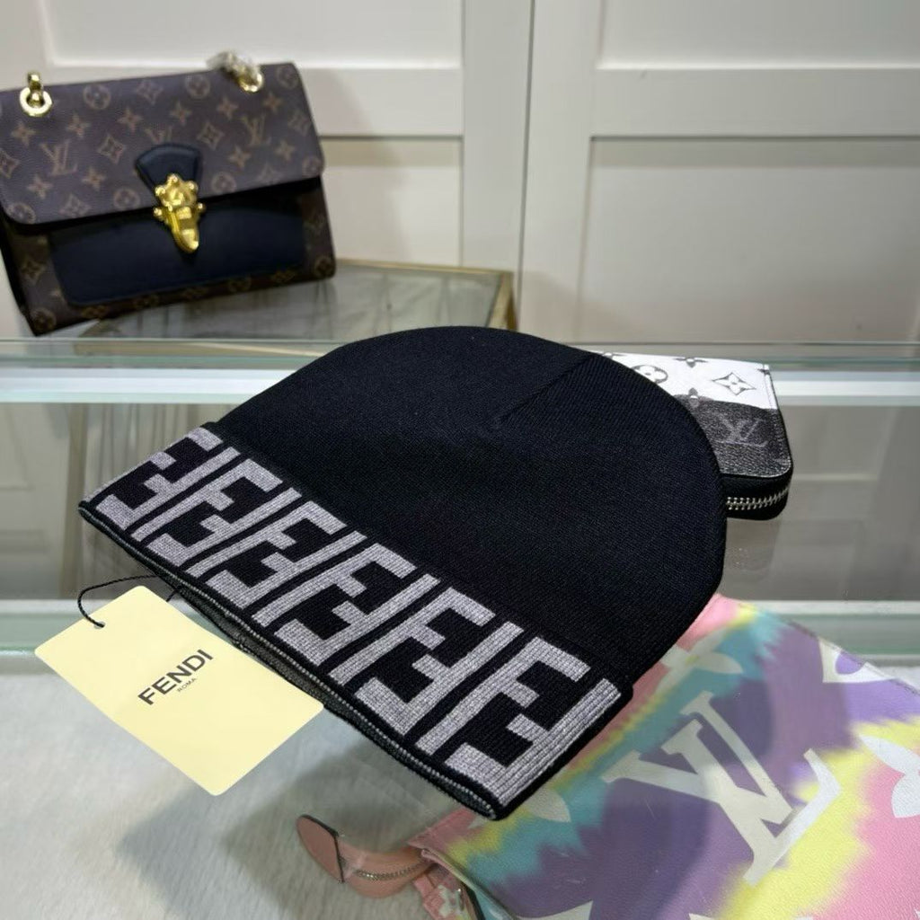 M1R86F32 Popular hats