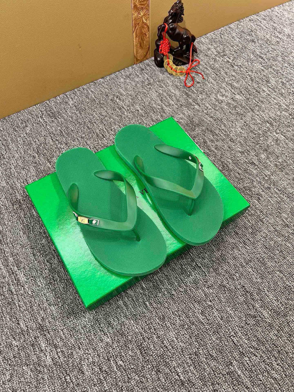 Z5Z35A292 Popular Slippers