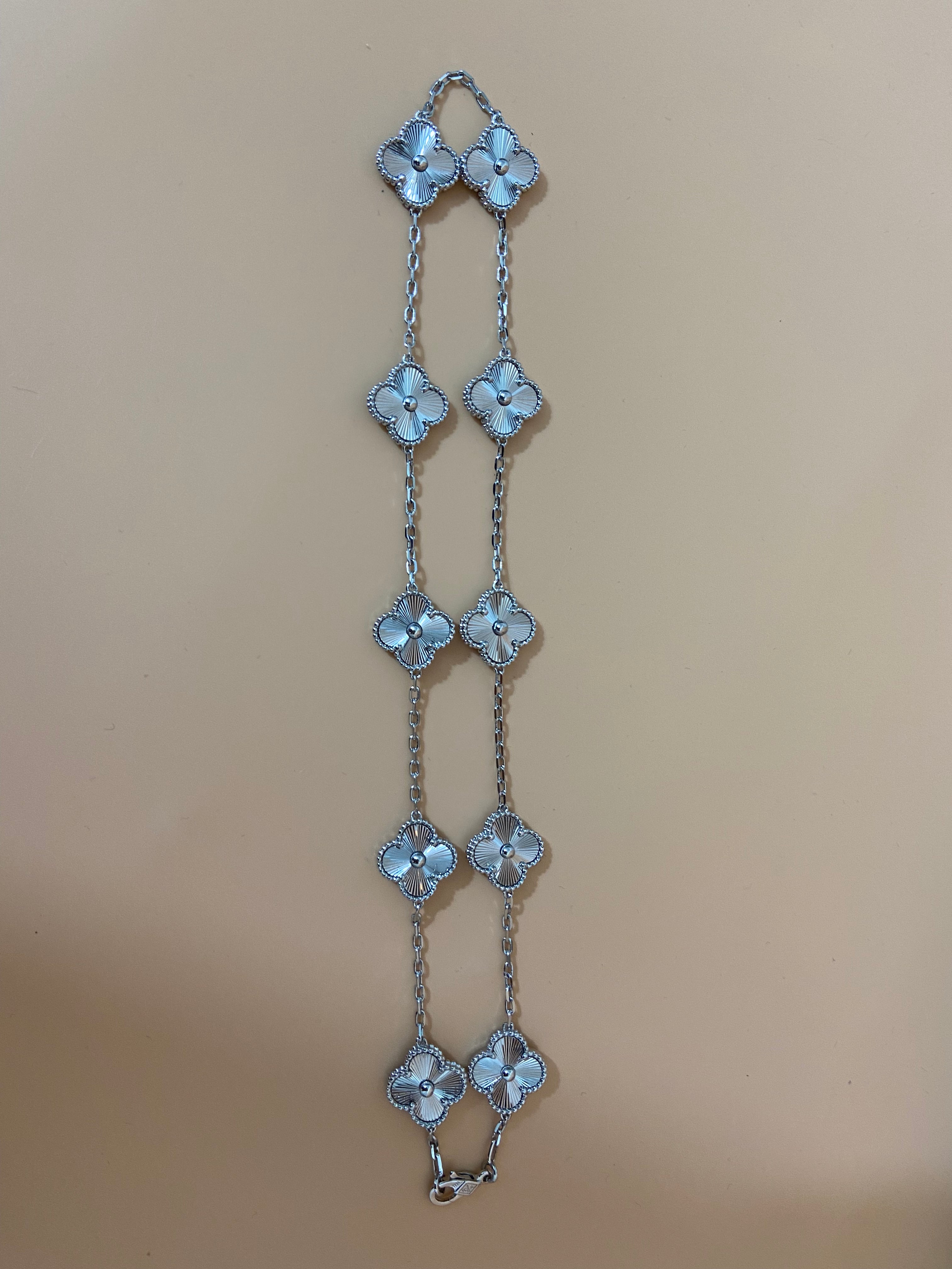 X5B91VA8K  Popular Bracelets. Earrings. Necklaces