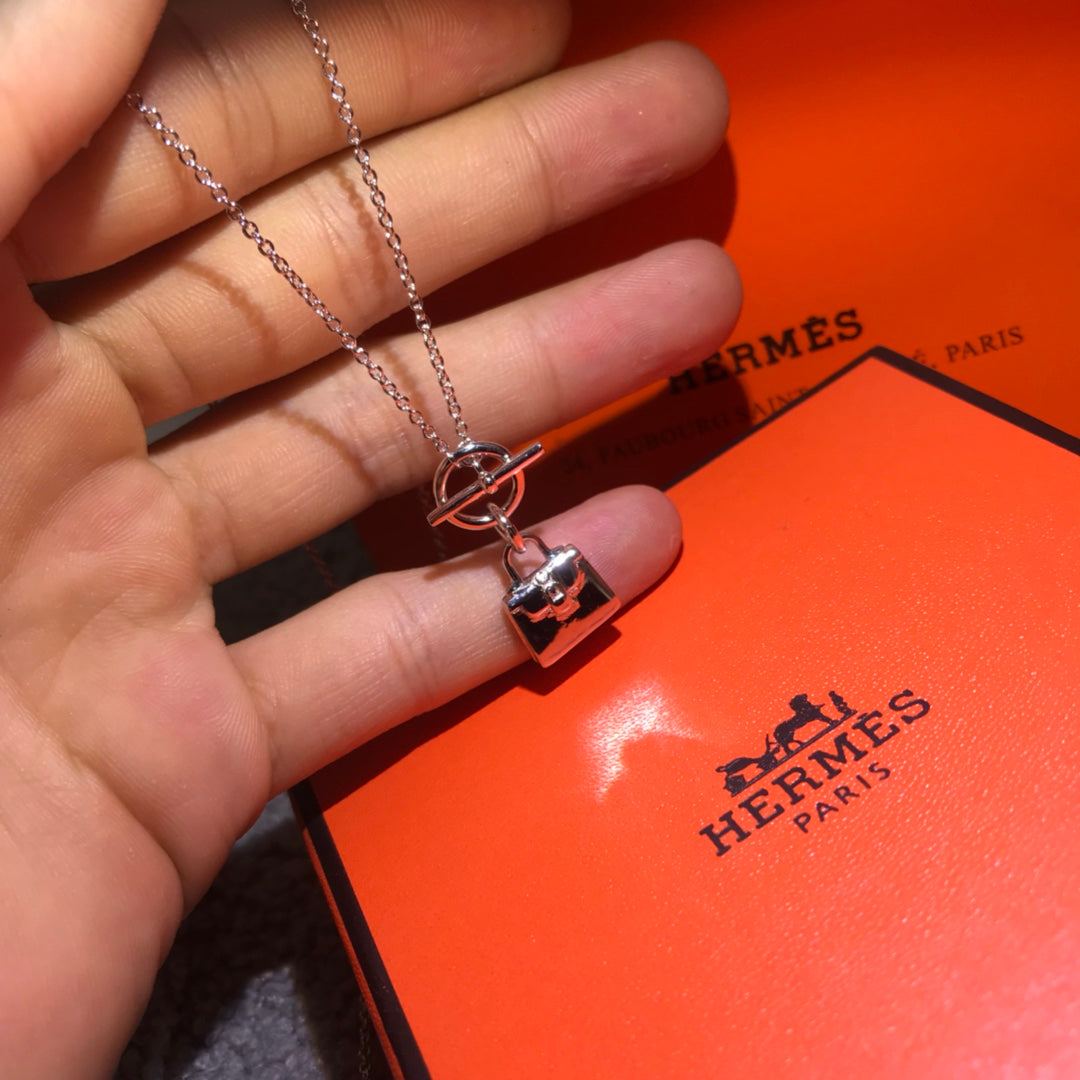 X1Q85H325X Popular Necklaces