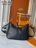 B1R76E01 Popular leather bag