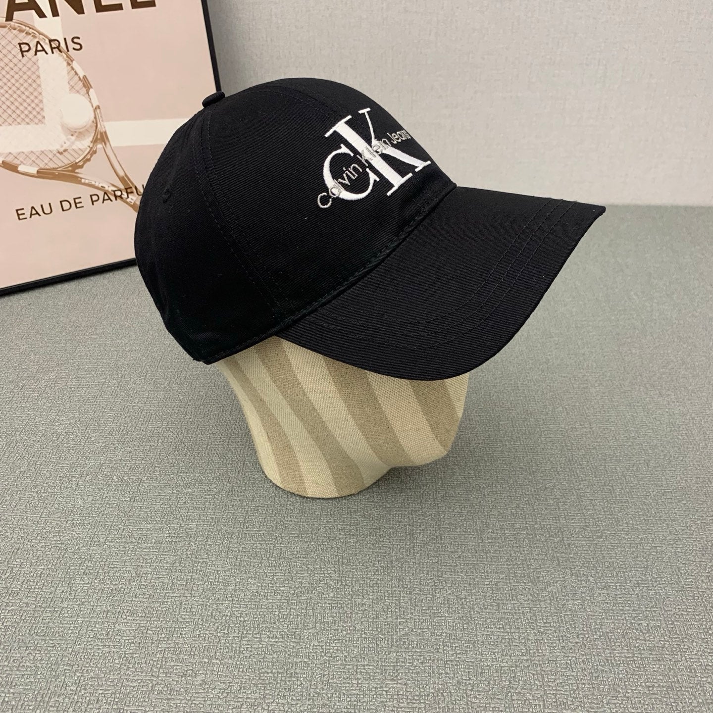 M1P45A573 Popular  hats