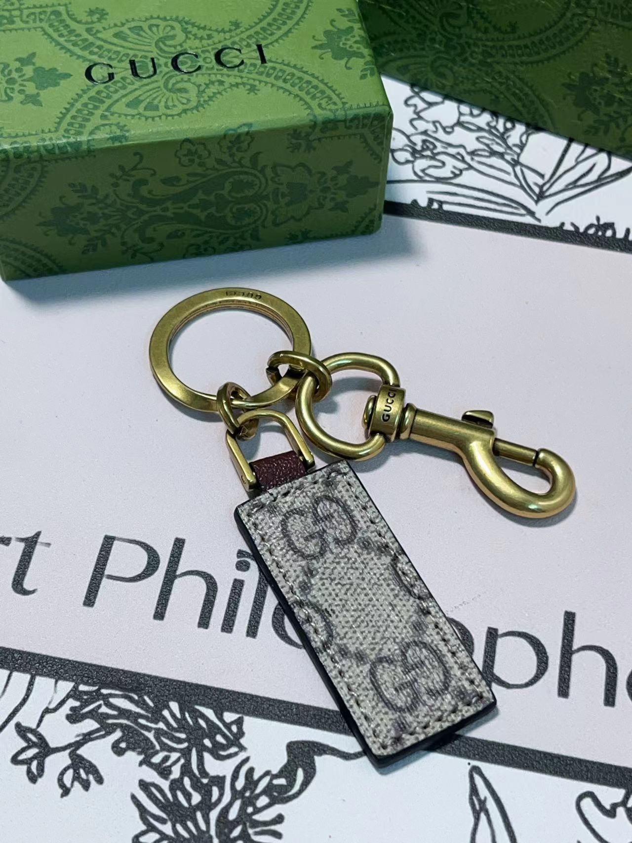 A1Z105B12 Popular bag 's charms accessories