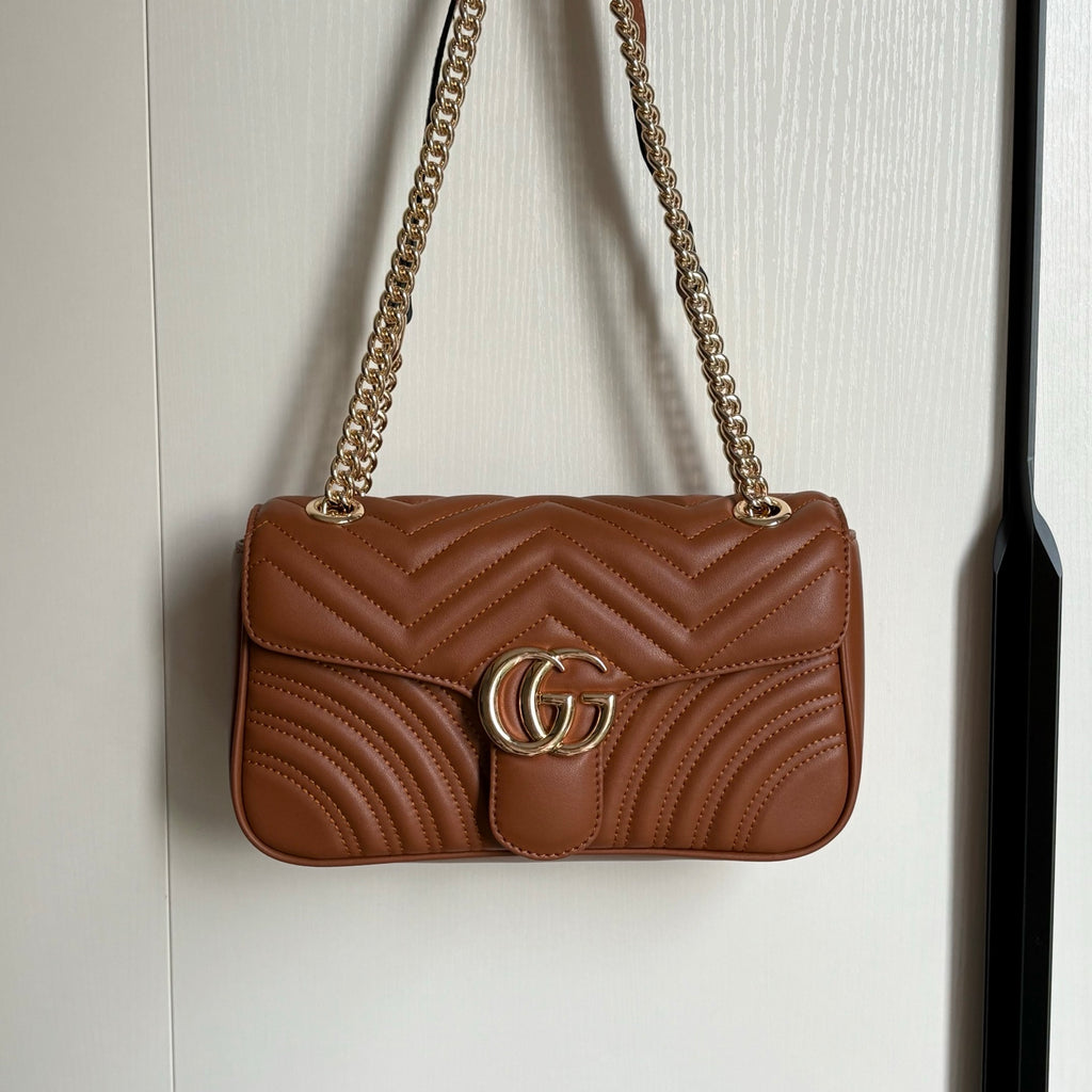 B1P36B69 Popular leather bag