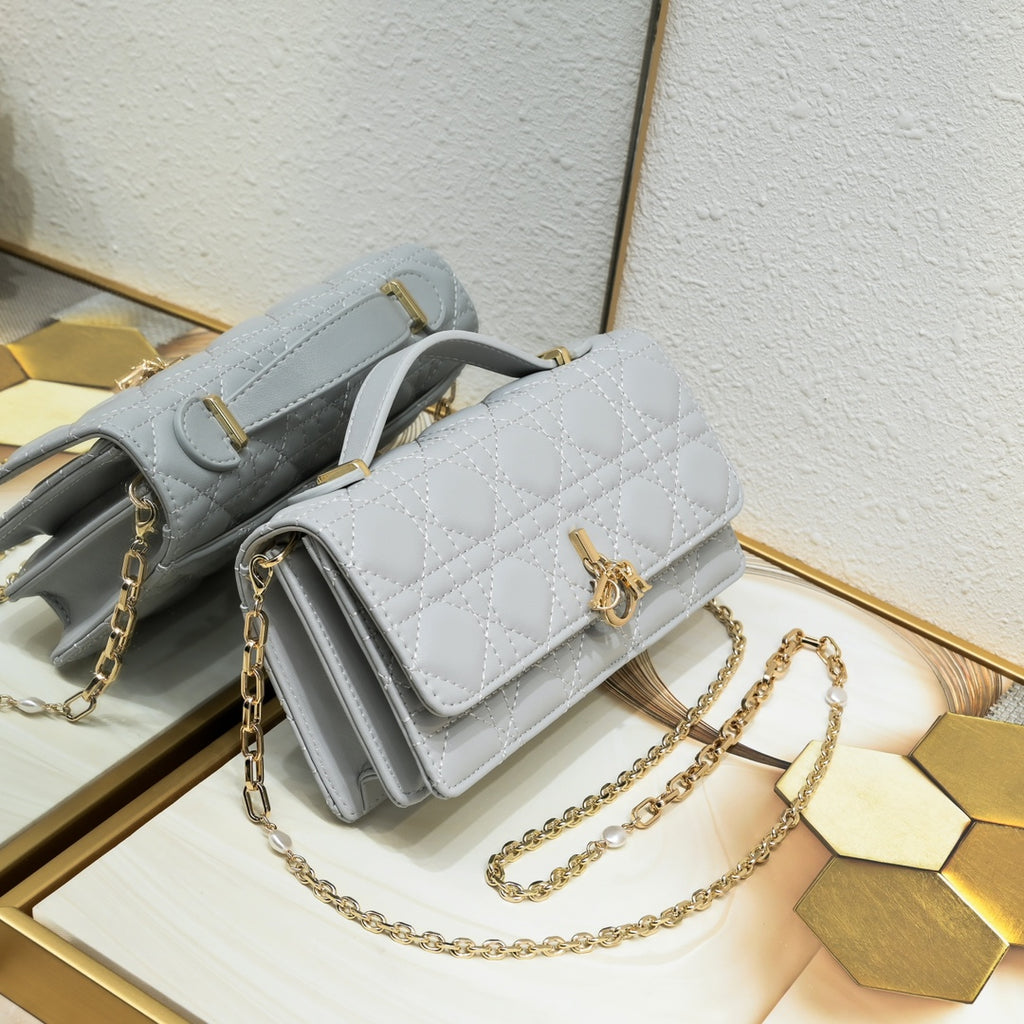 B1N36D29 Popular leather bag