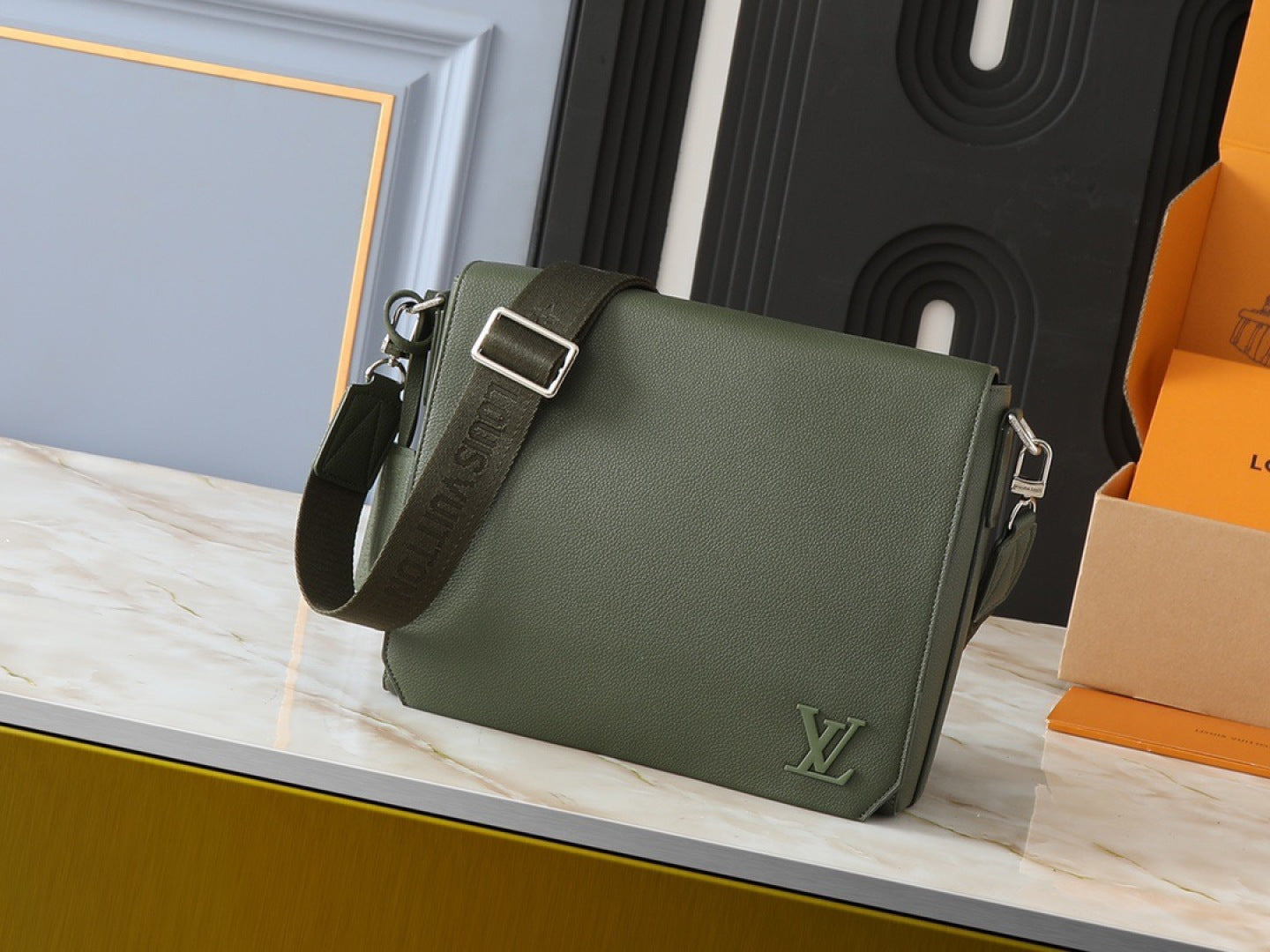 B1P36E78 Popular leather bag
