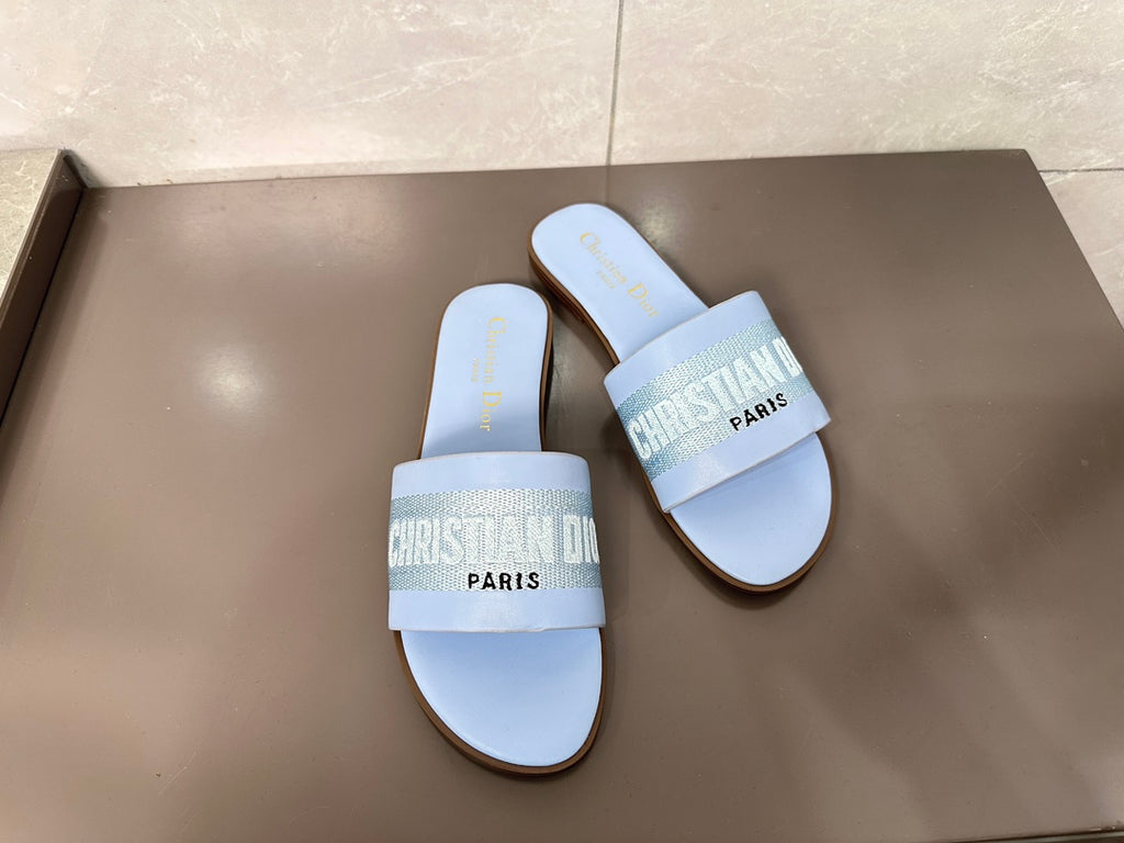 Z1ZD32 Popular slippers