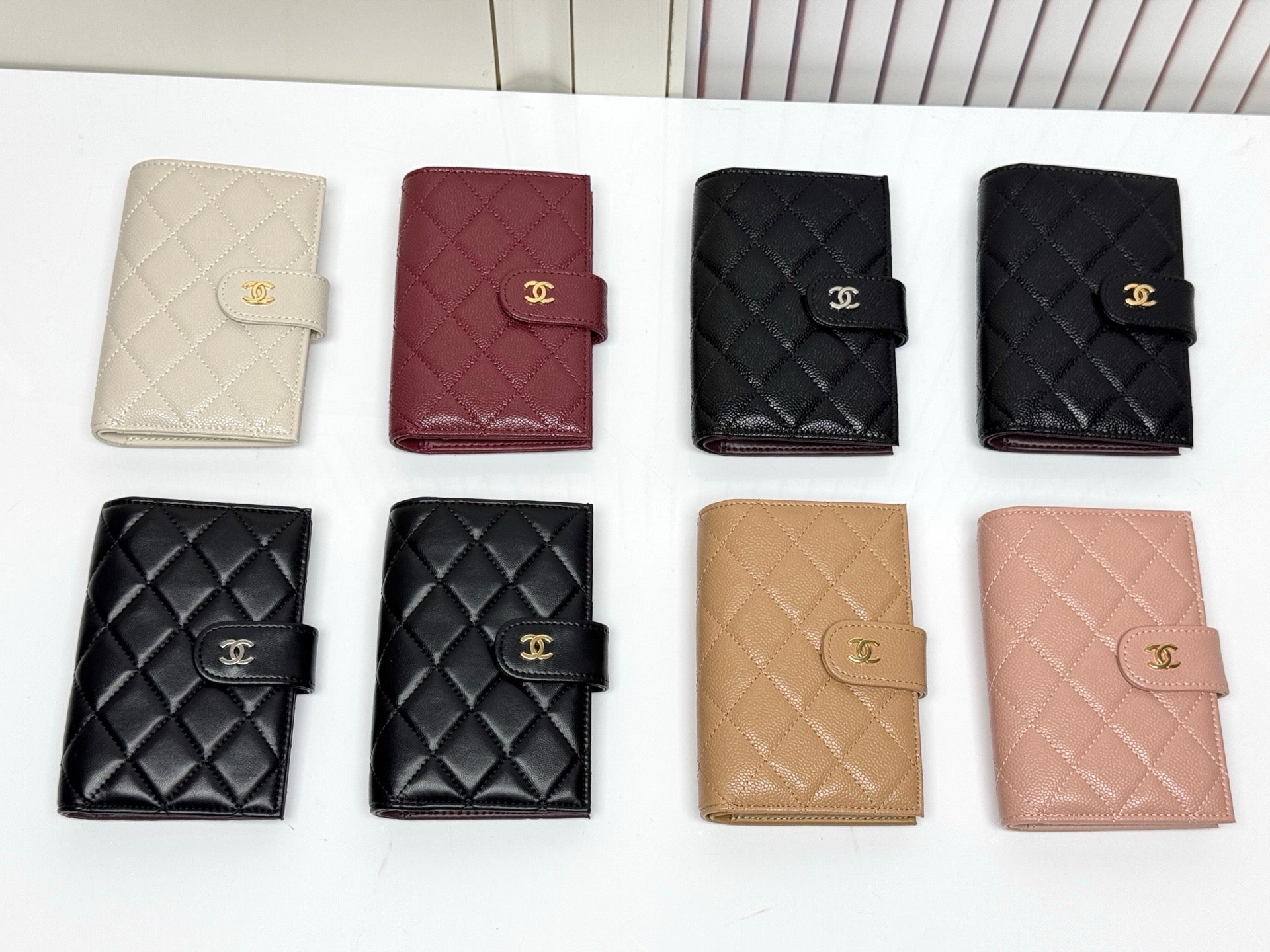 B1P36C126 Popular leather bag