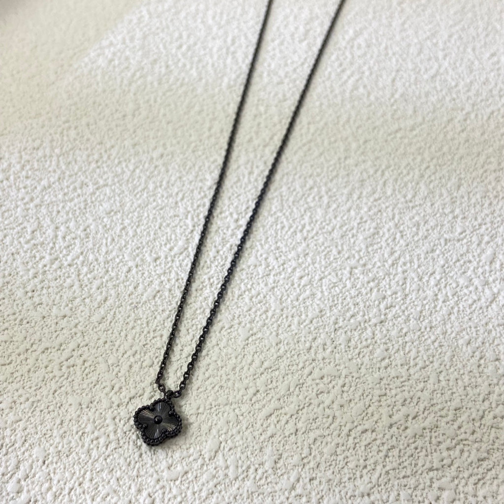 X5X94VA185K  Popular rings,earrings, bracelets,necklaces