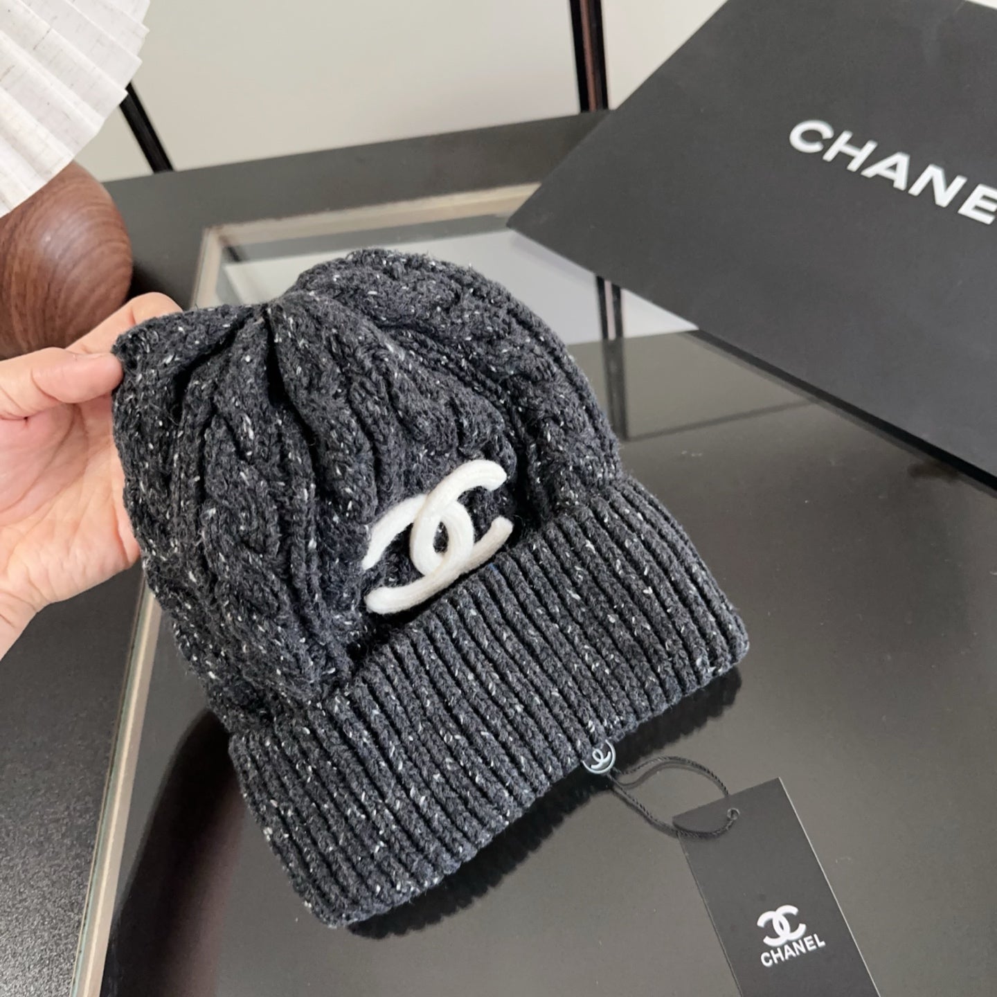 M1R86C23 Popular hats