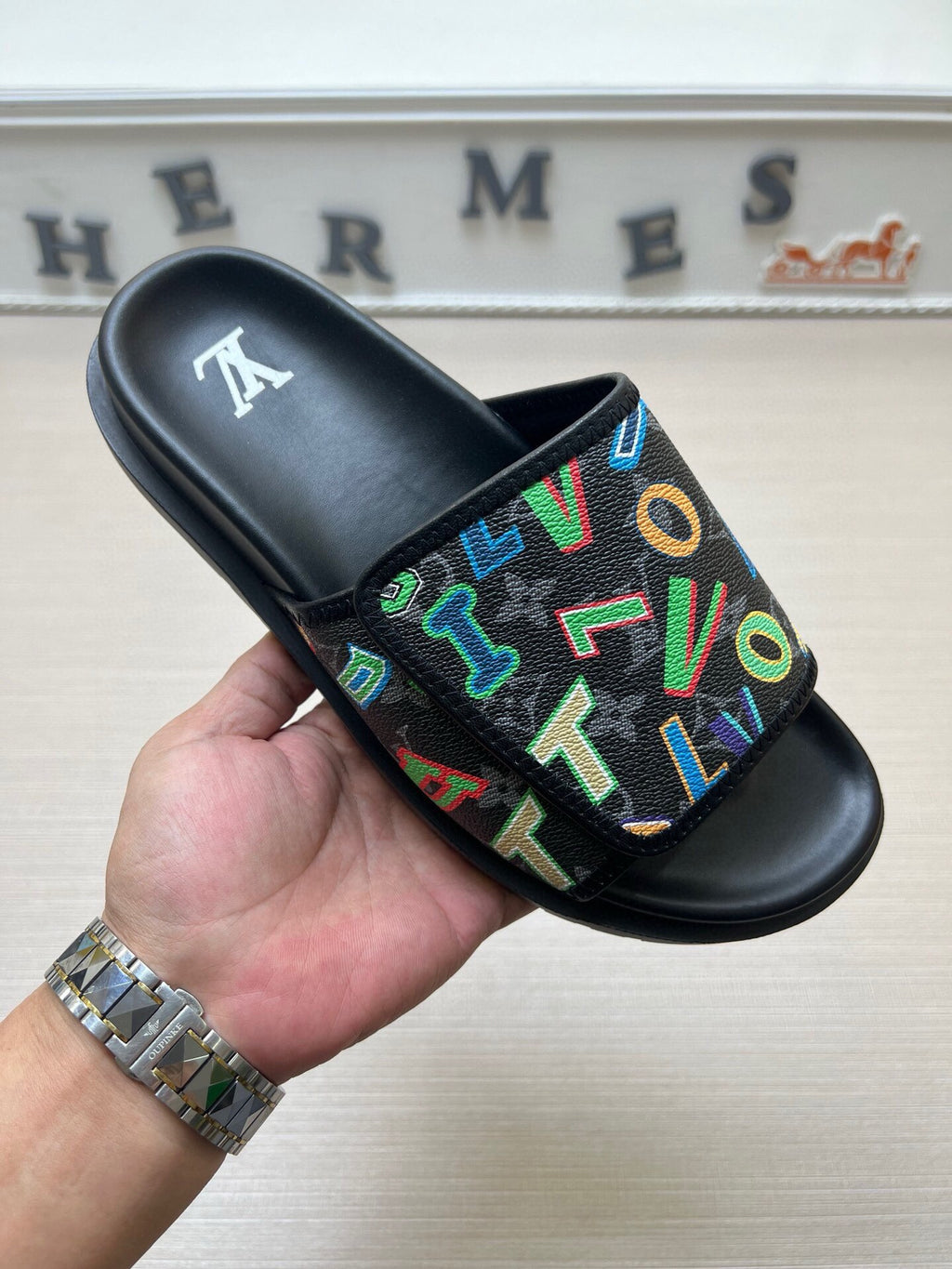 Z5WE247 Popular Slippers