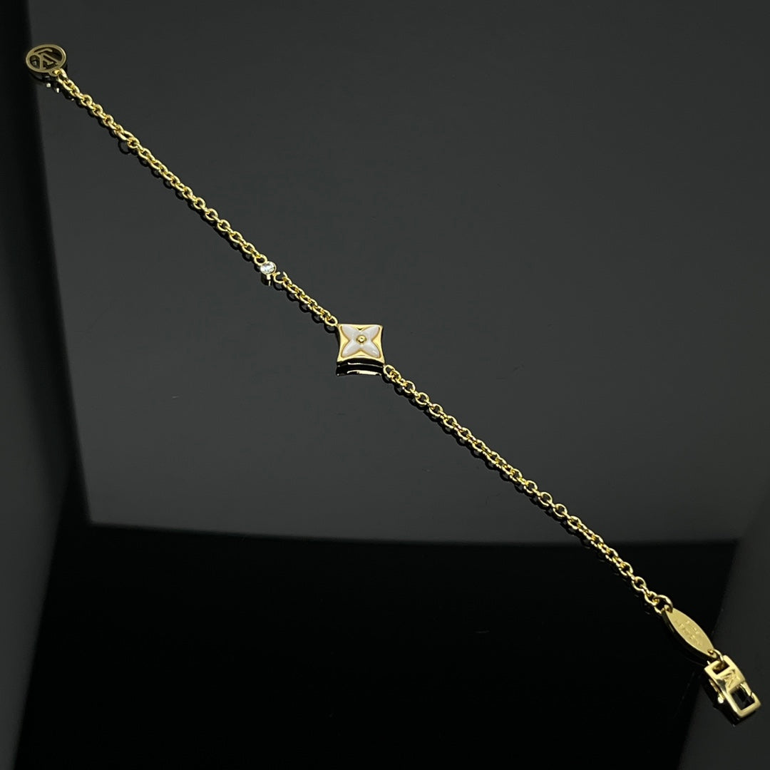 X5N76E43K Popular  Bracelets(mini flower)