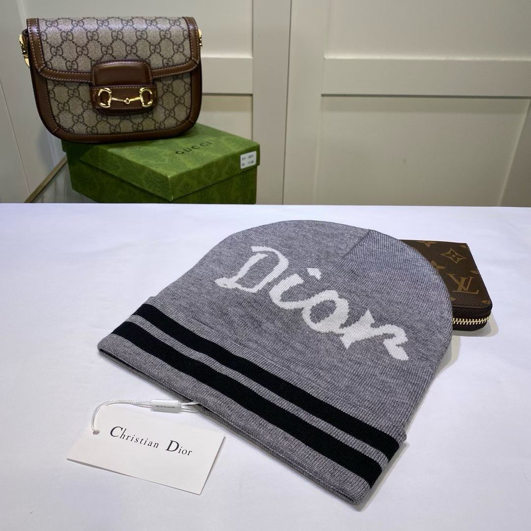M1R86D59 Popular hats