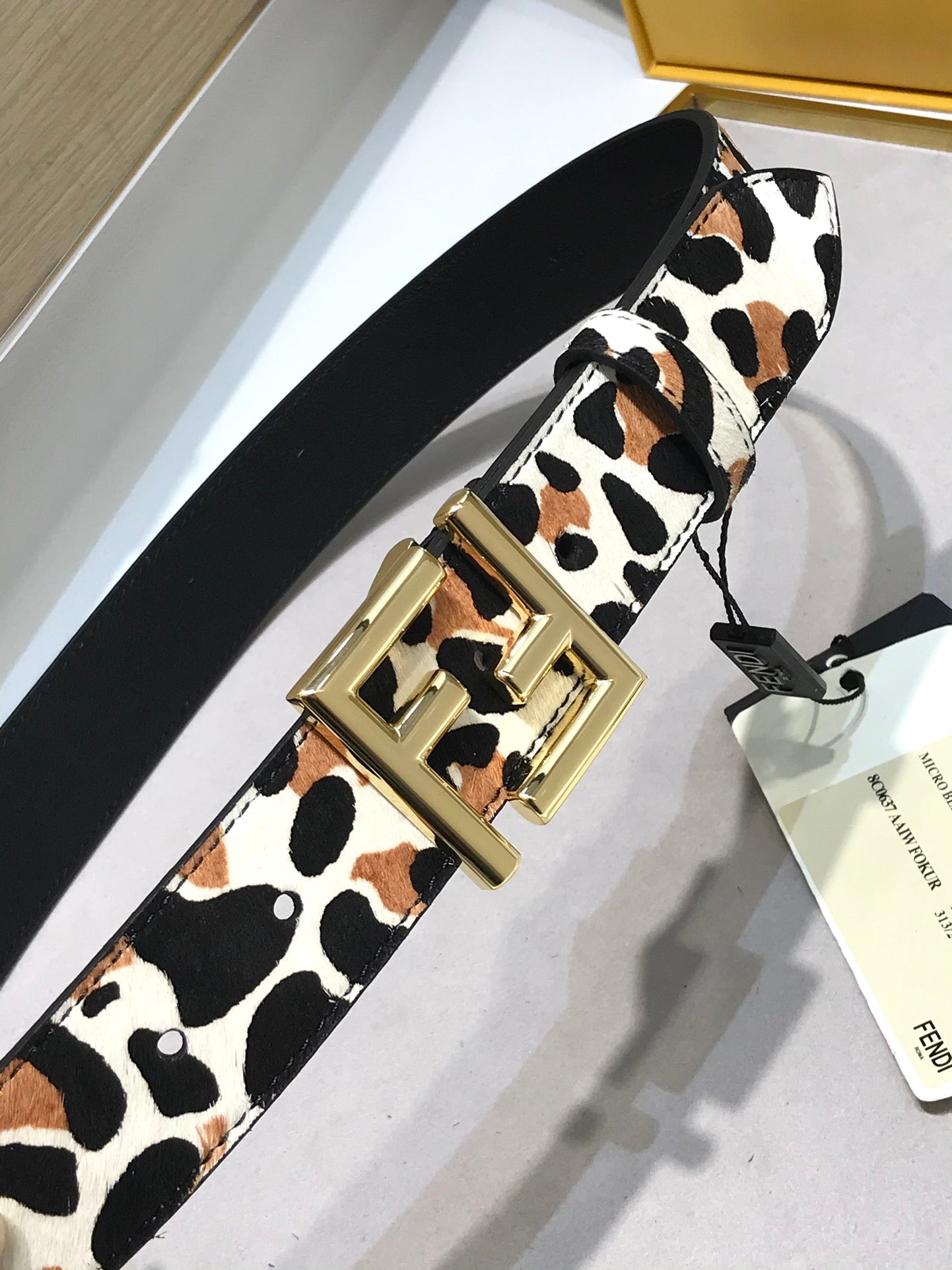 P1Q64F94 Popular   High quality belt With full package