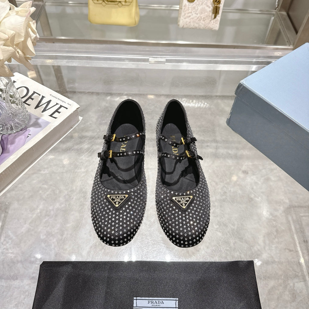 Z2R85P52  Popular high-quality shoes