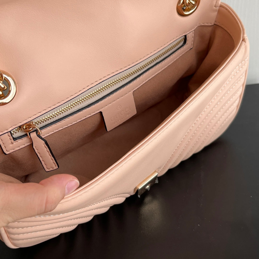 B1P36B69 Popular leather bag