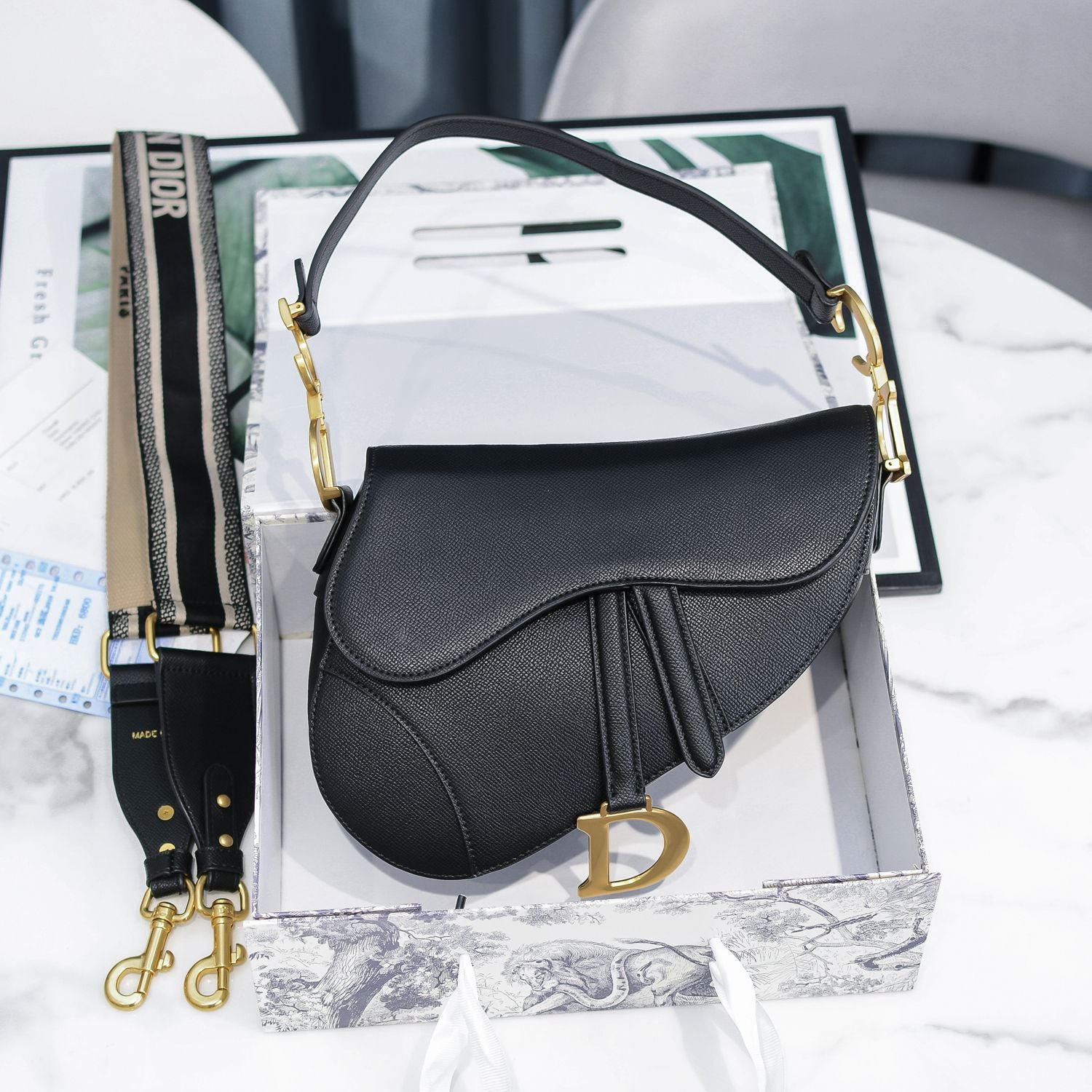 B5X111D15 Popular  leather bag 