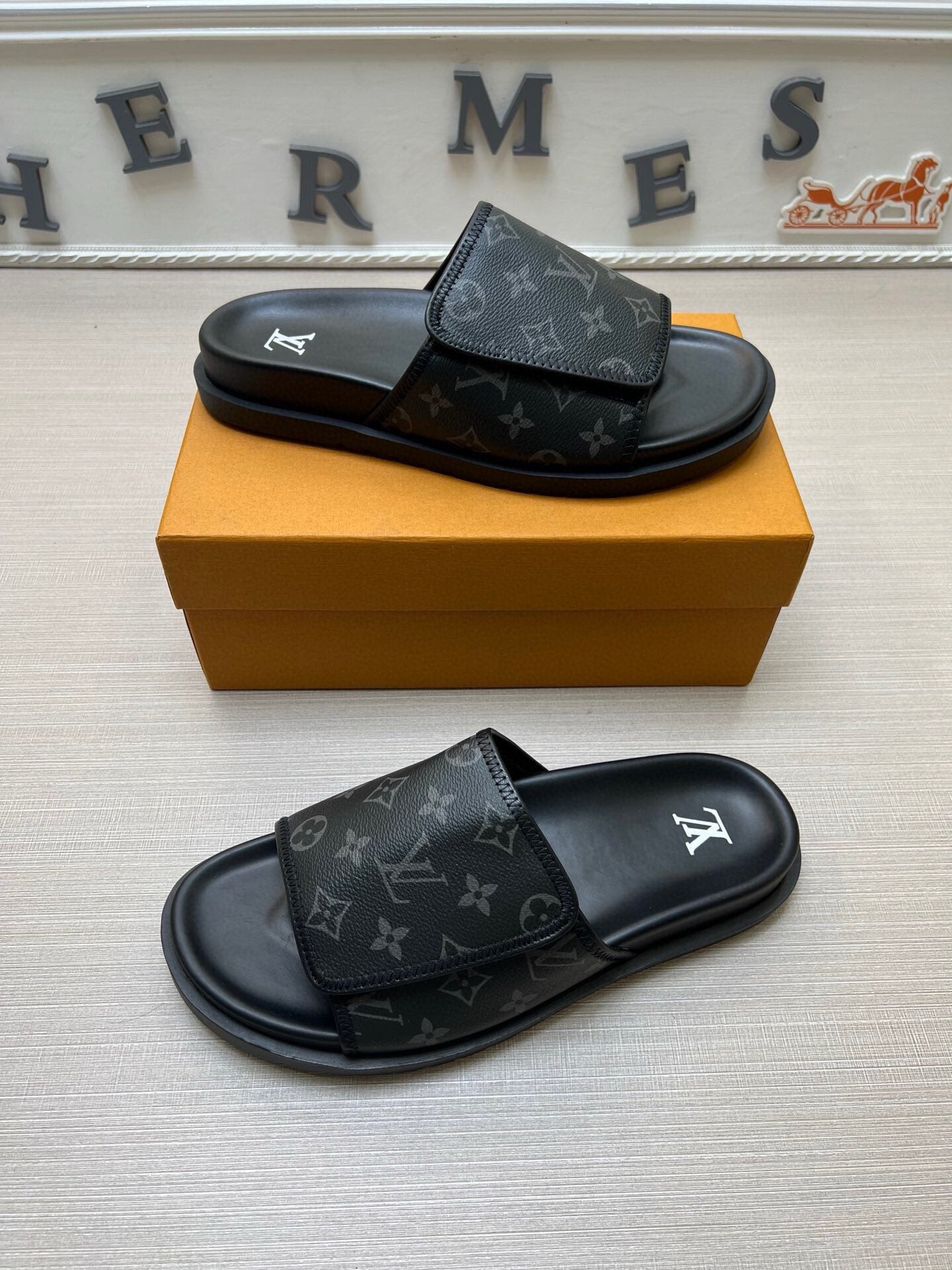 Z5WE245 Popular Slippers