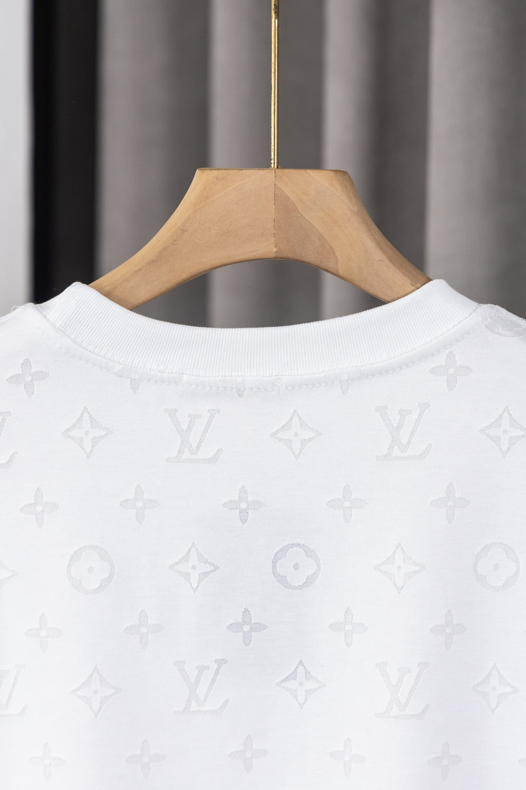 U1P36E132 Popular T-shirts