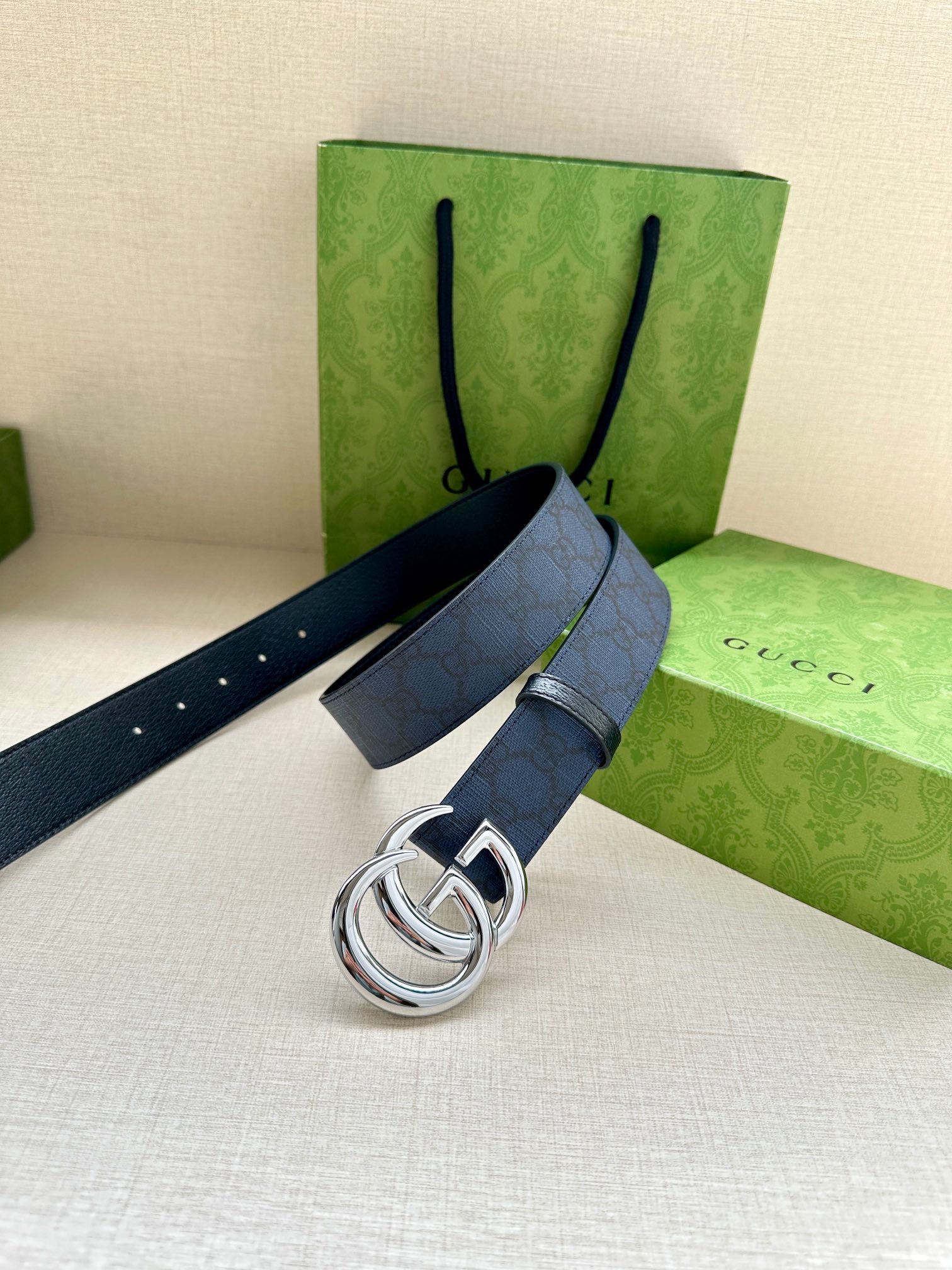 P1W15B163 Popular High quality belt With full package