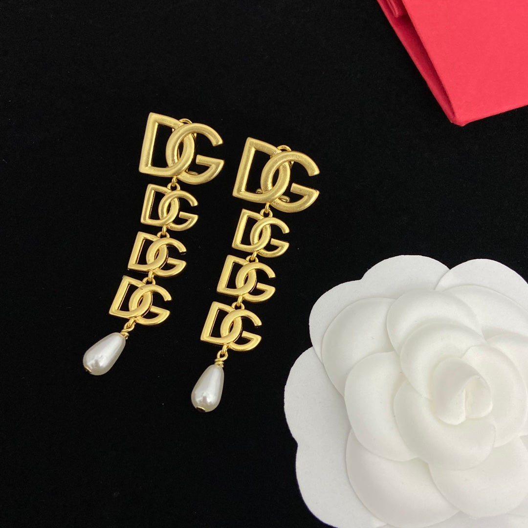 X1N63A137X  Popular  necklace earrings