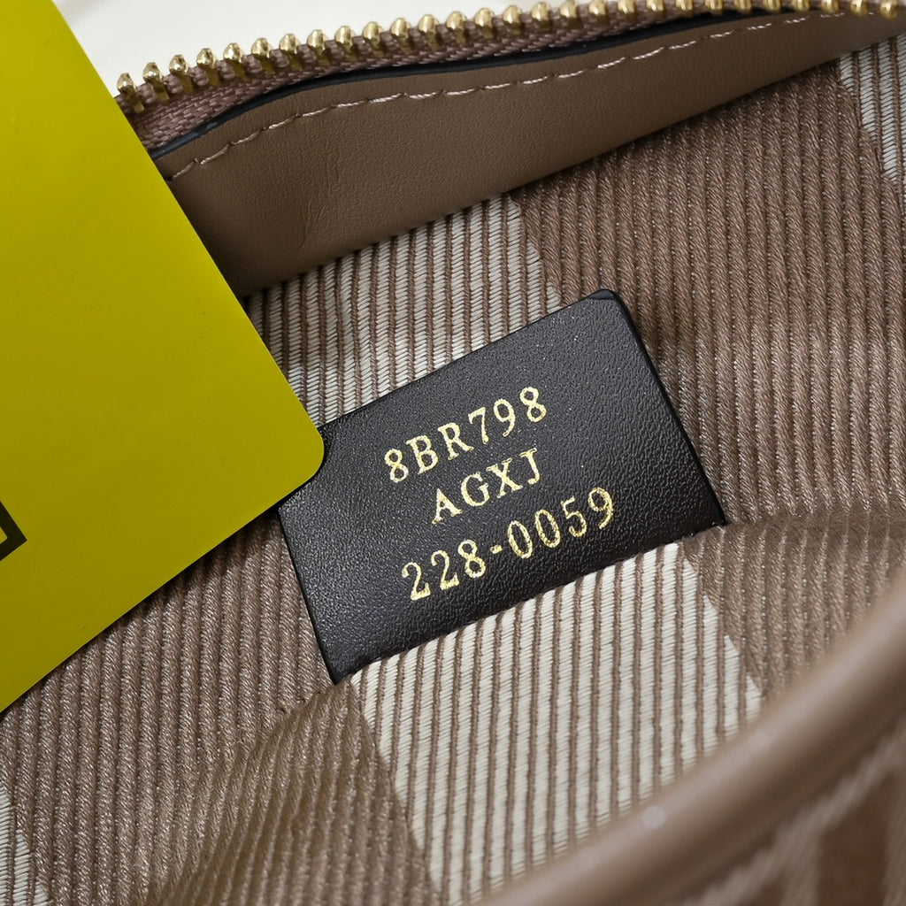 B1R15F7 Popular bag