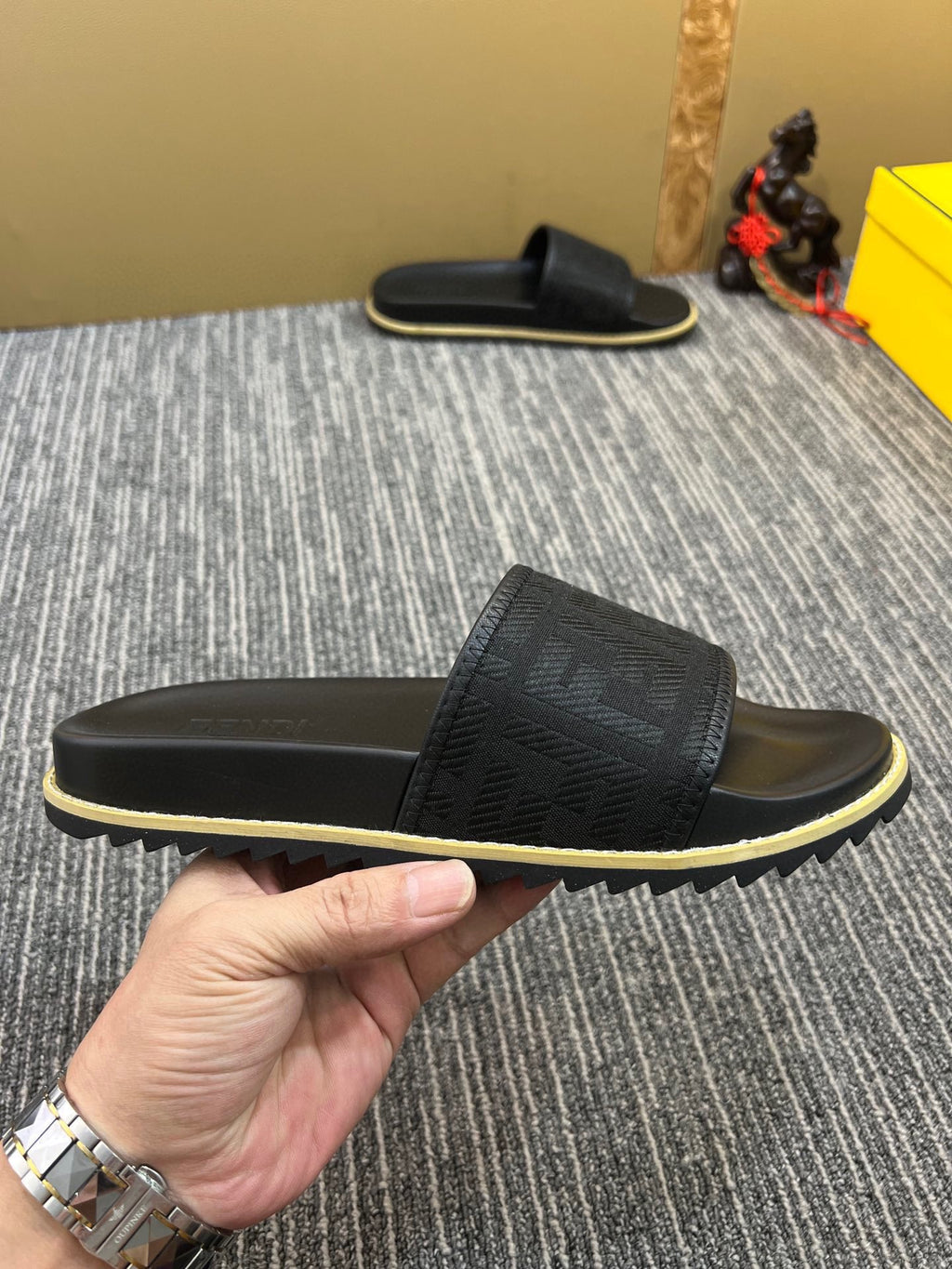 Z5XF105 Popular Slippers
