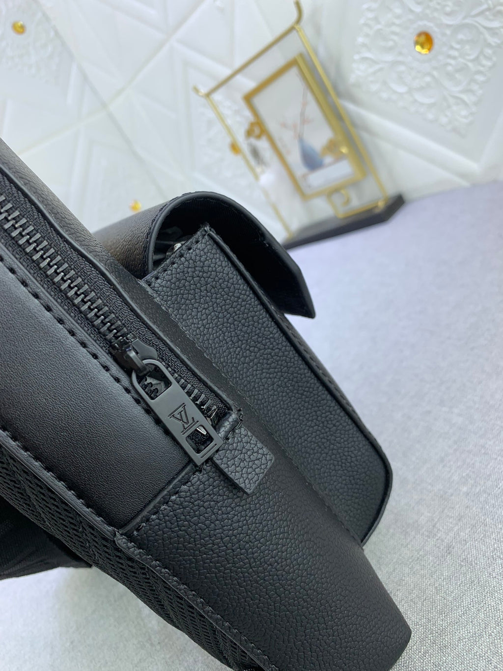 B12X44E339 Popular leather bag 