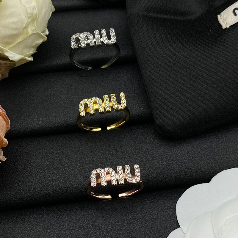 585QA95J  Popular   Rings