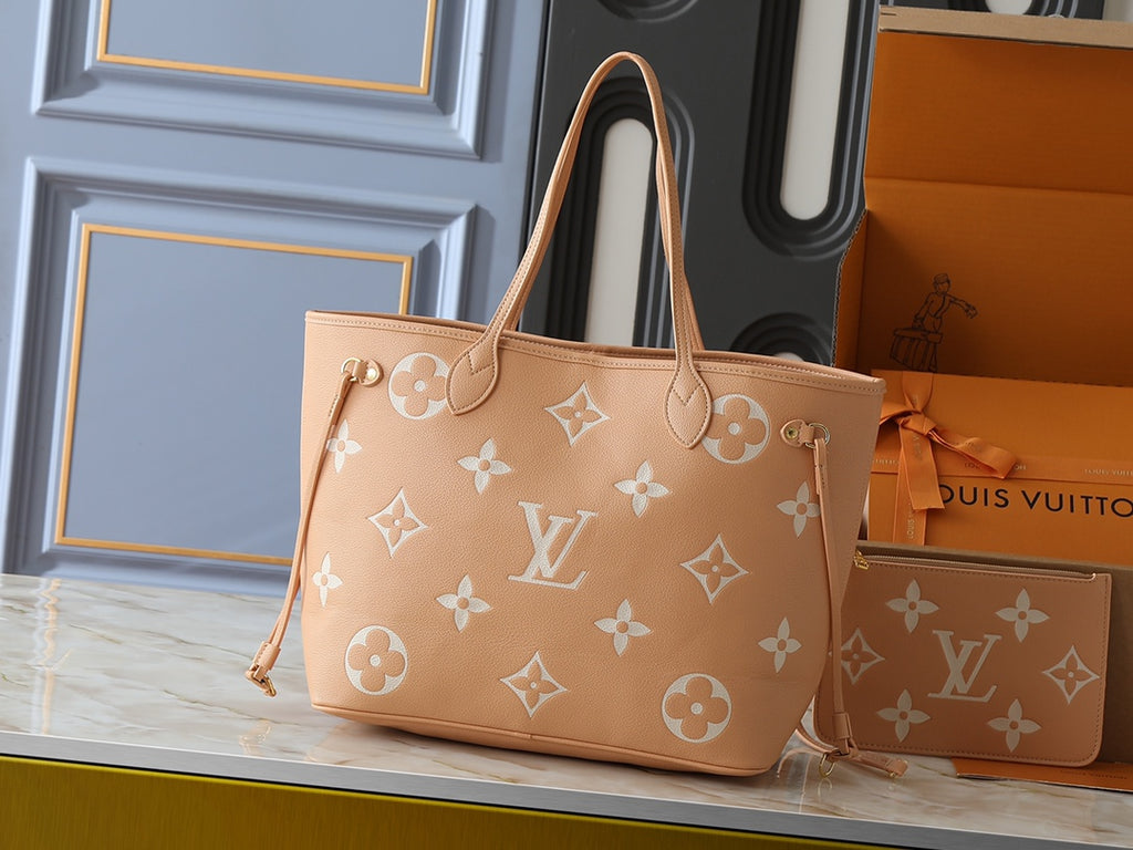 B1P46E92 Popular leather bag