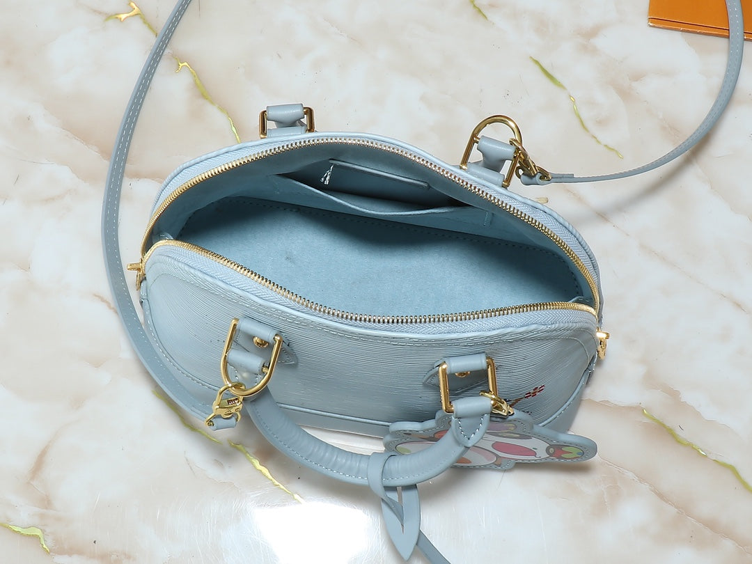 B1P46E103 Popular leather bag