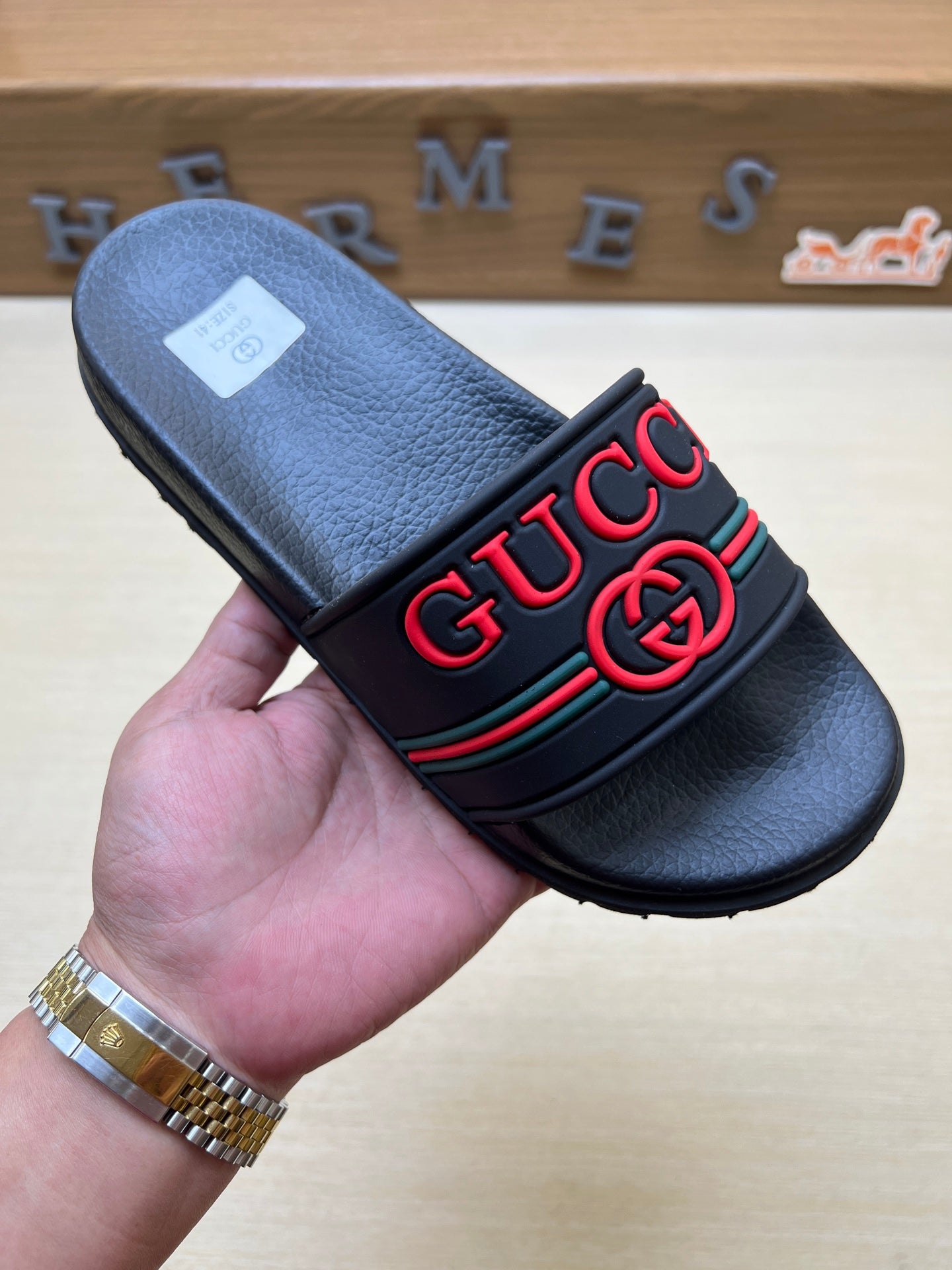 Z5R66B24 Popular  Slippers