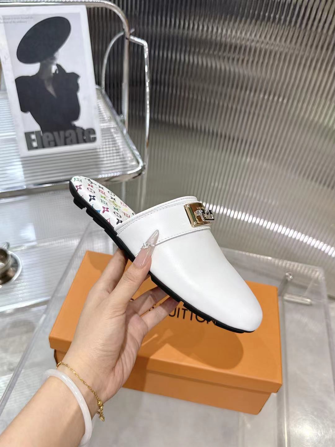 Z2R76E19 Popular high-quality leather shoes