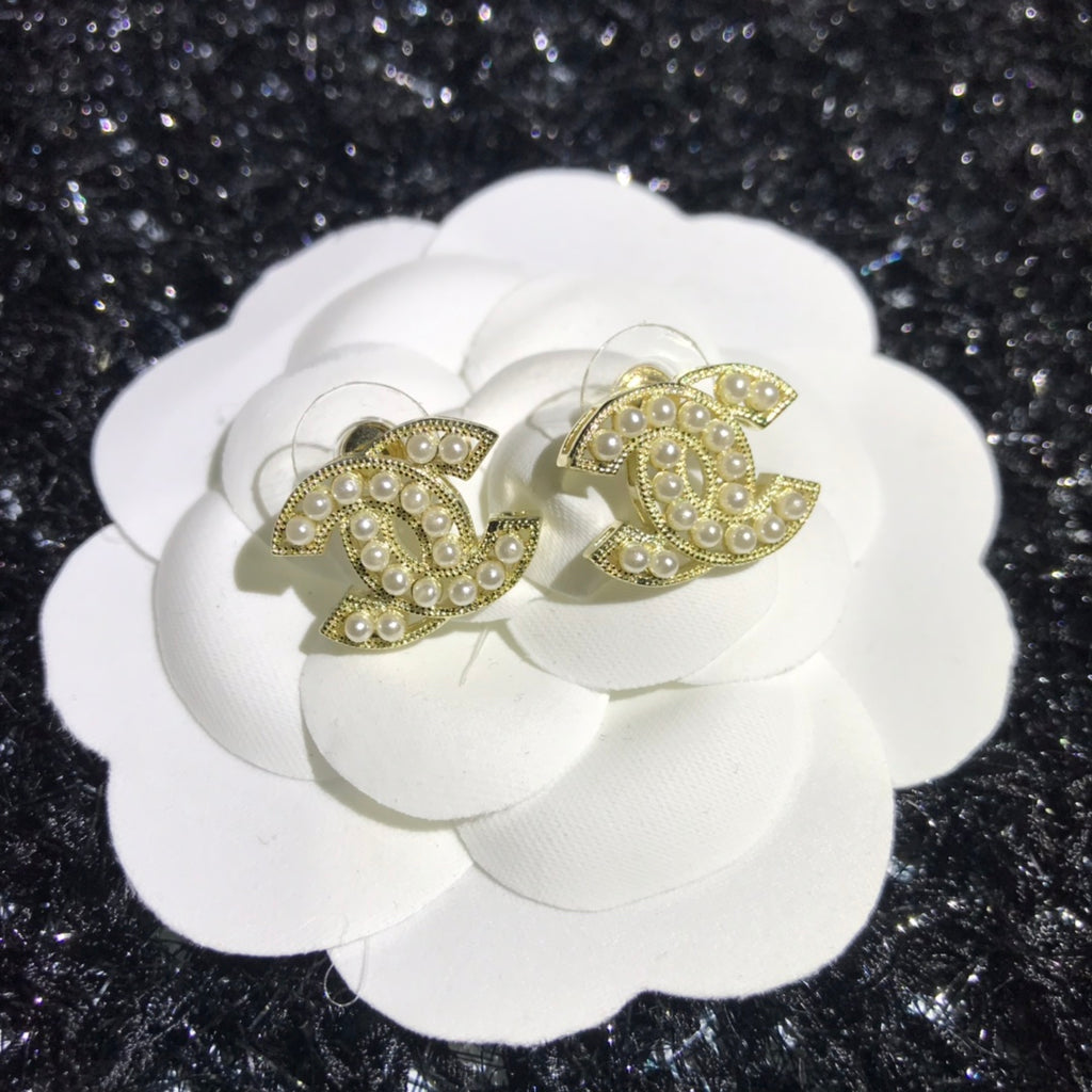 X1Z54C484E Popular Earrings