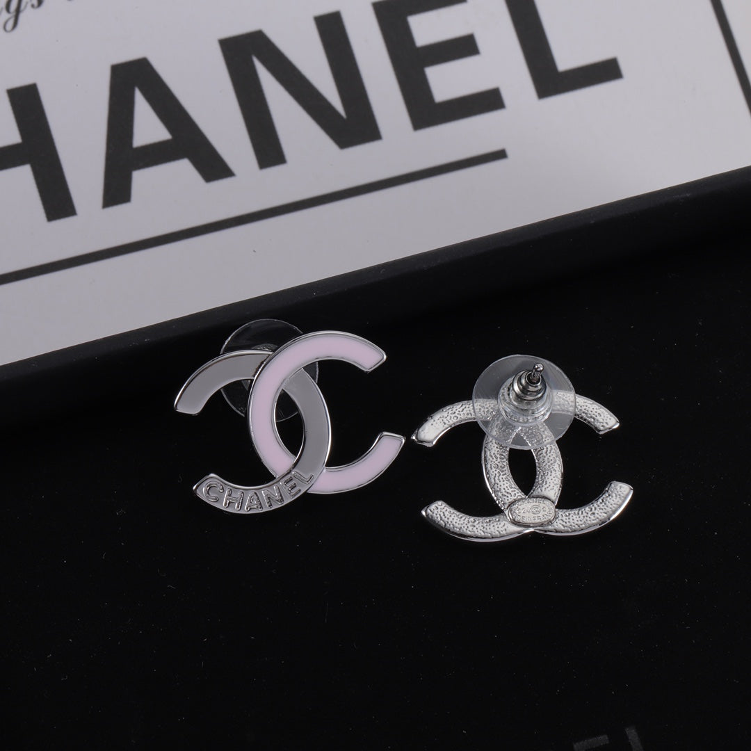 X1Z94C1079E Popular Earrings