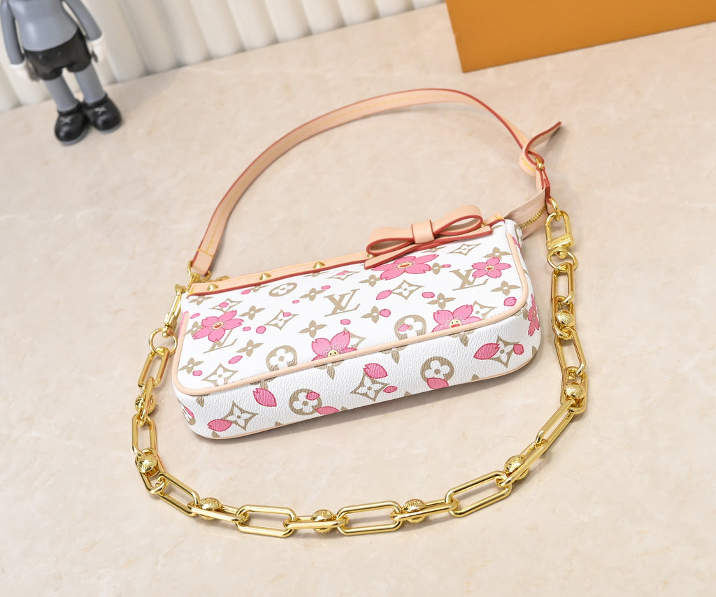 B1P46E43 Popular leather bag
