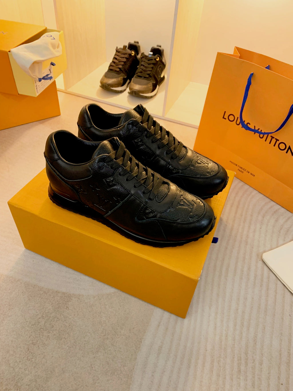 Z2Q95E101 Popular high-quality  shoes