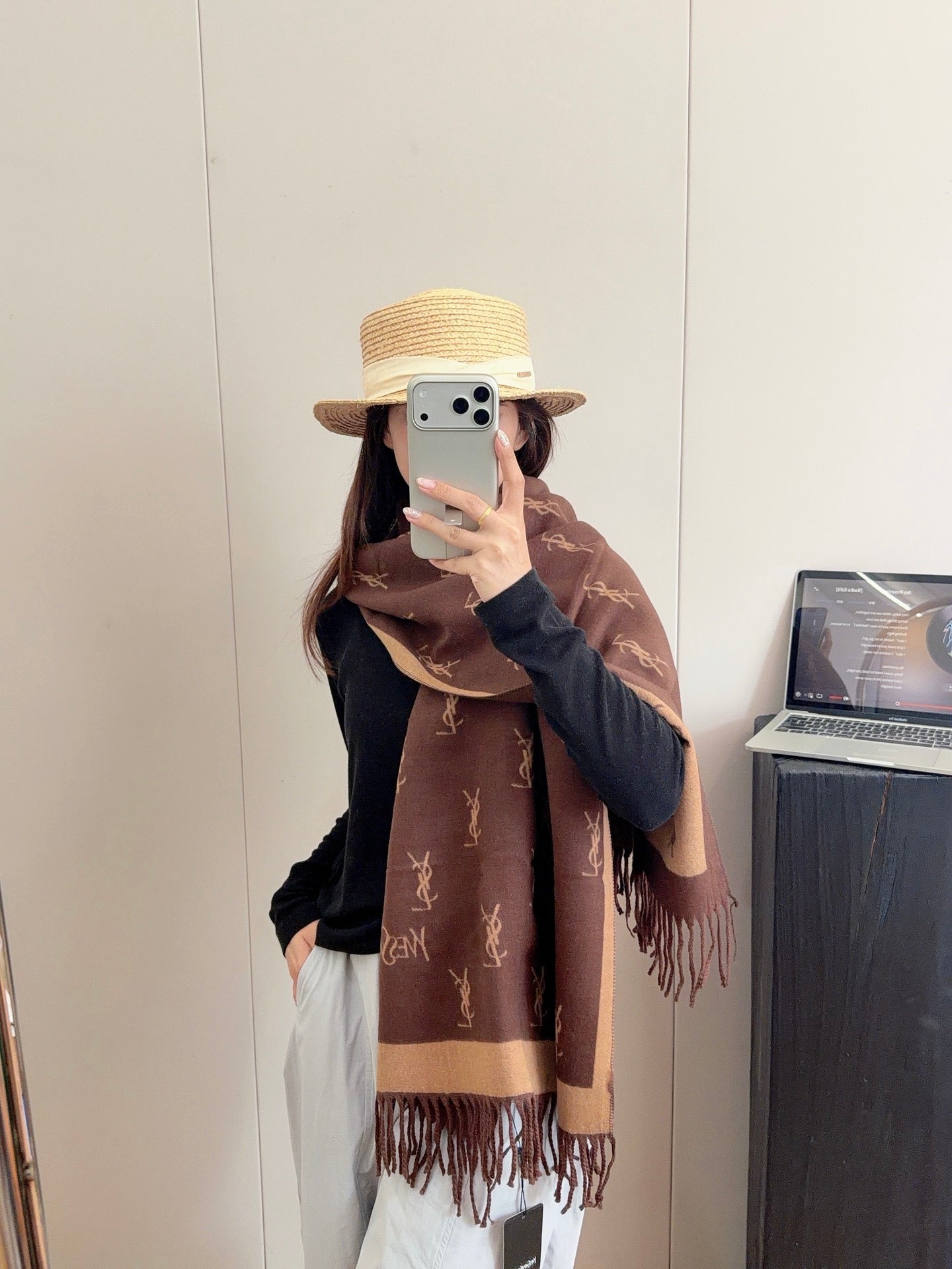 W1R86SL1  Popular Winter Scarves