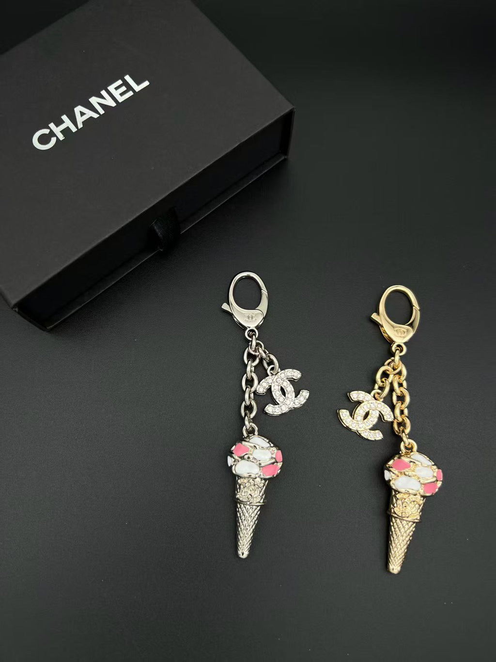 A1R76C35 Popular bag 's charms accessories