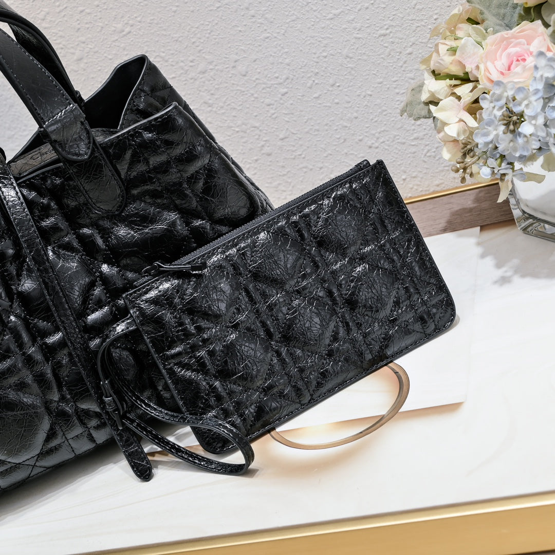 B12X44D359 Popular   leather bag 