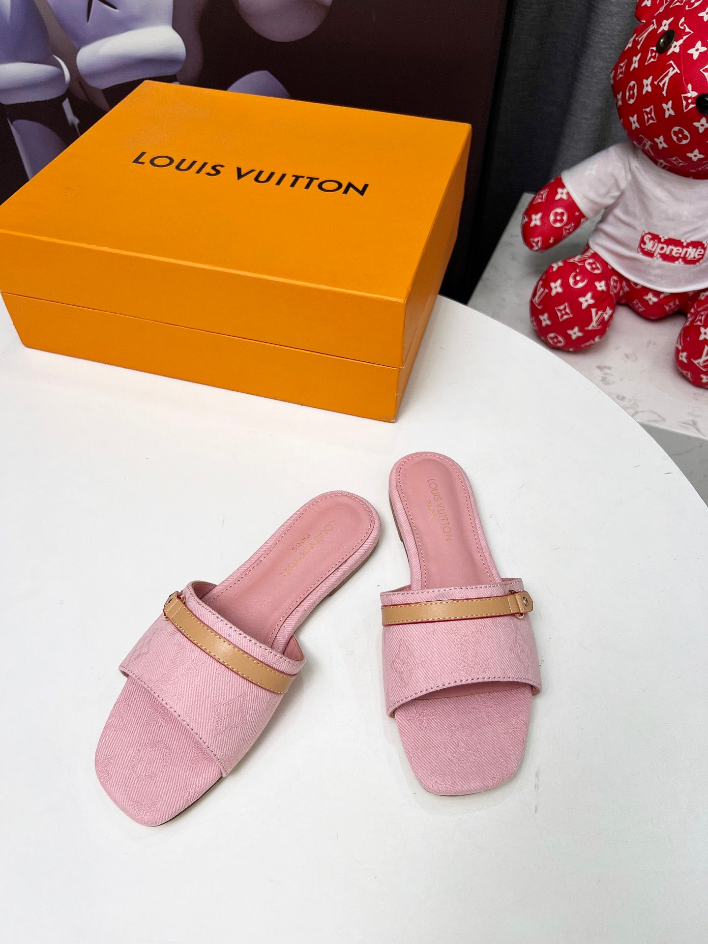 Z2R45E23  Popular high-quality shoes