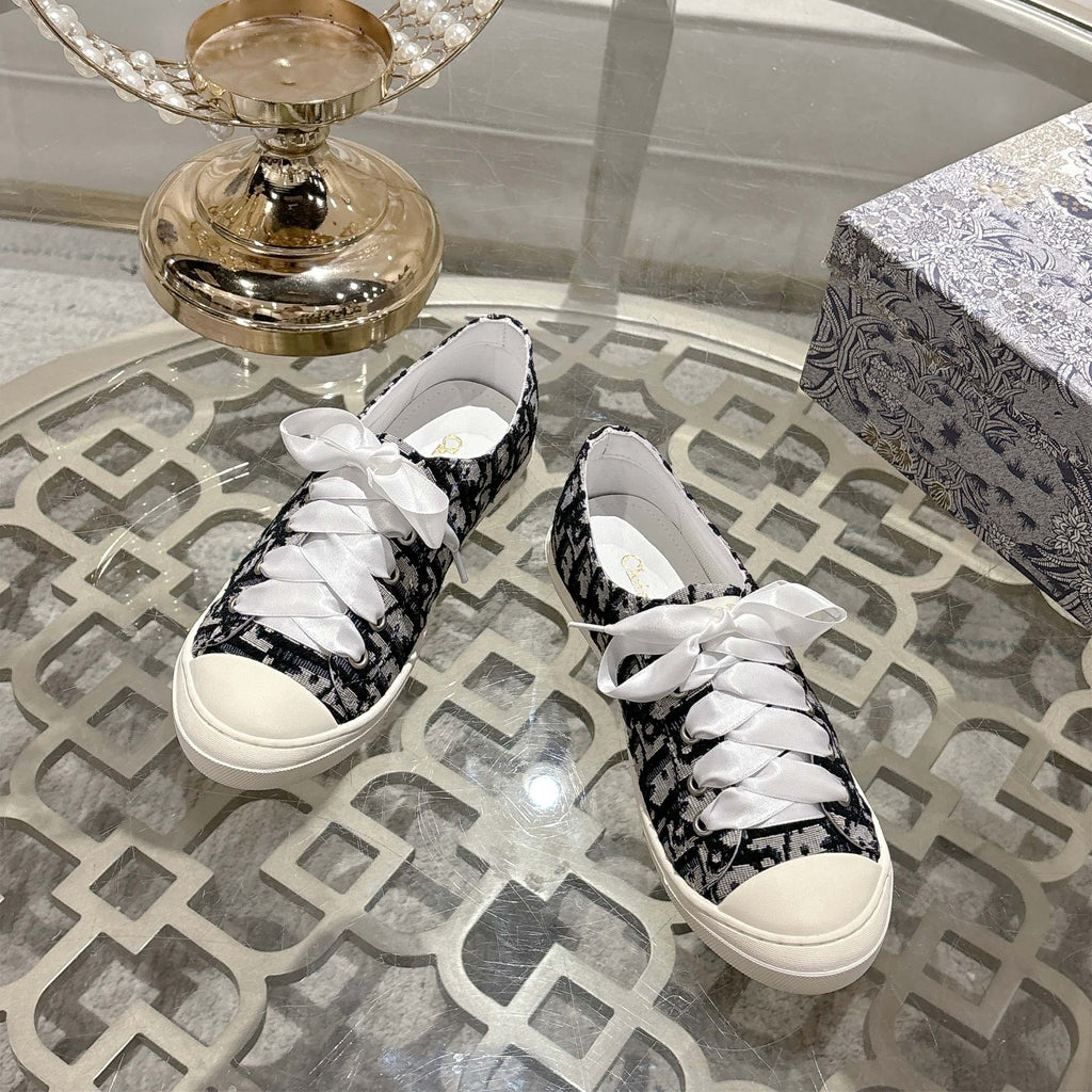 Z2Z85D59 Popular high-quality shoes